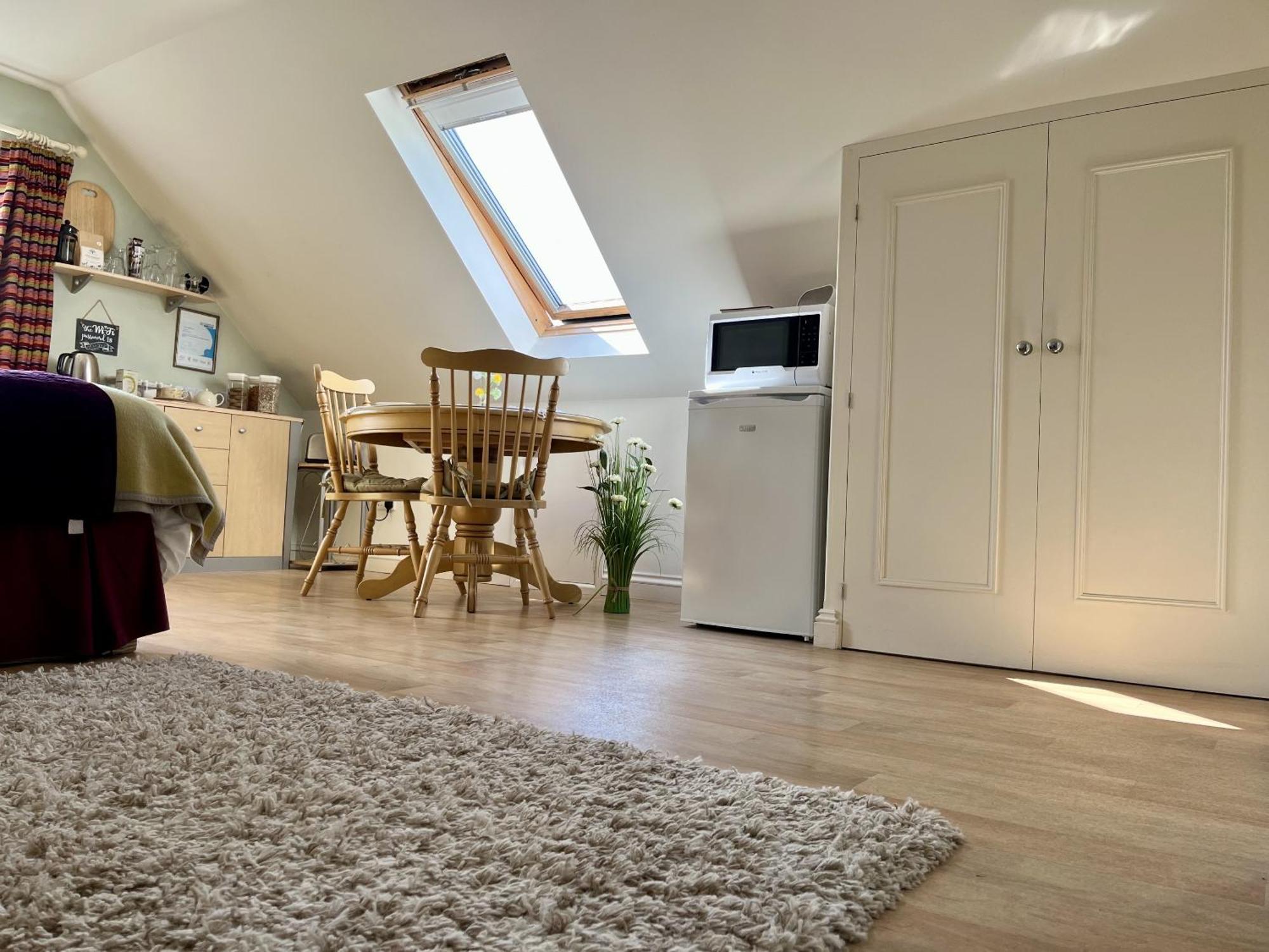 Priors Oak - A Cosy Studio With Countryside Views In Dorset Bed & Breakfast Stalbridge Eksteriør bilde